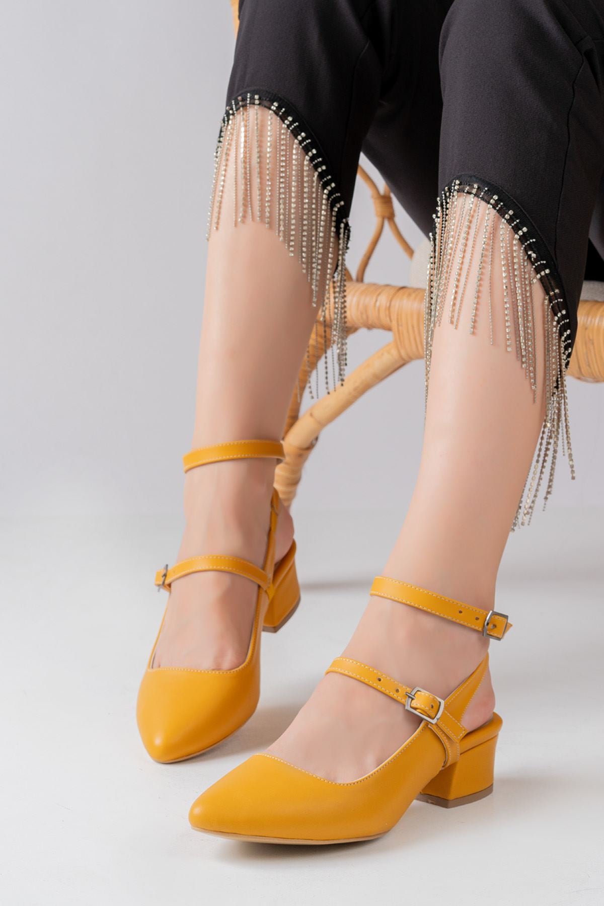 Nita Mustard Skin Low-Heeled Women's Shoes - STREETMODE™