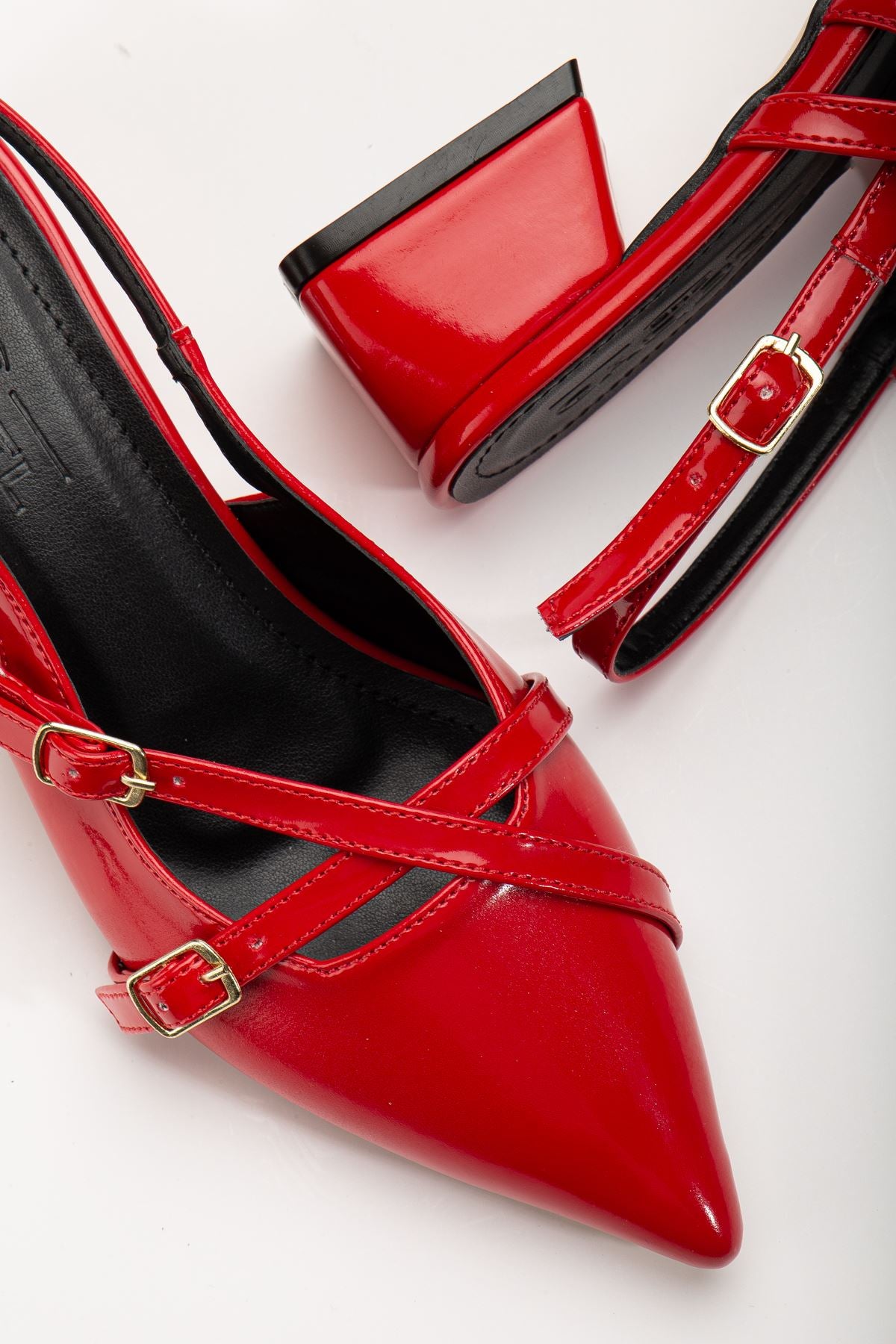 Pary Red Patent Leather Women's Heeled Shoes - STREETMODE™