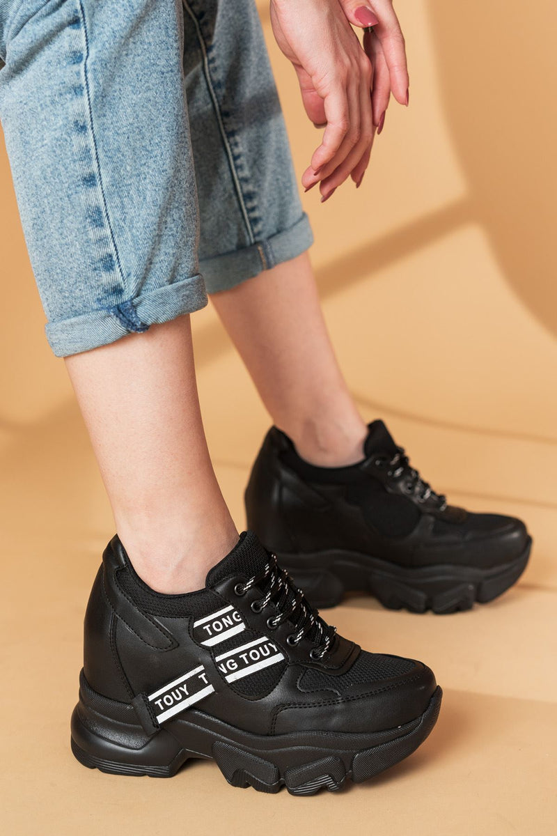 Reilo women's Black Matte Leather Sneakers shoes - STREETMODE™