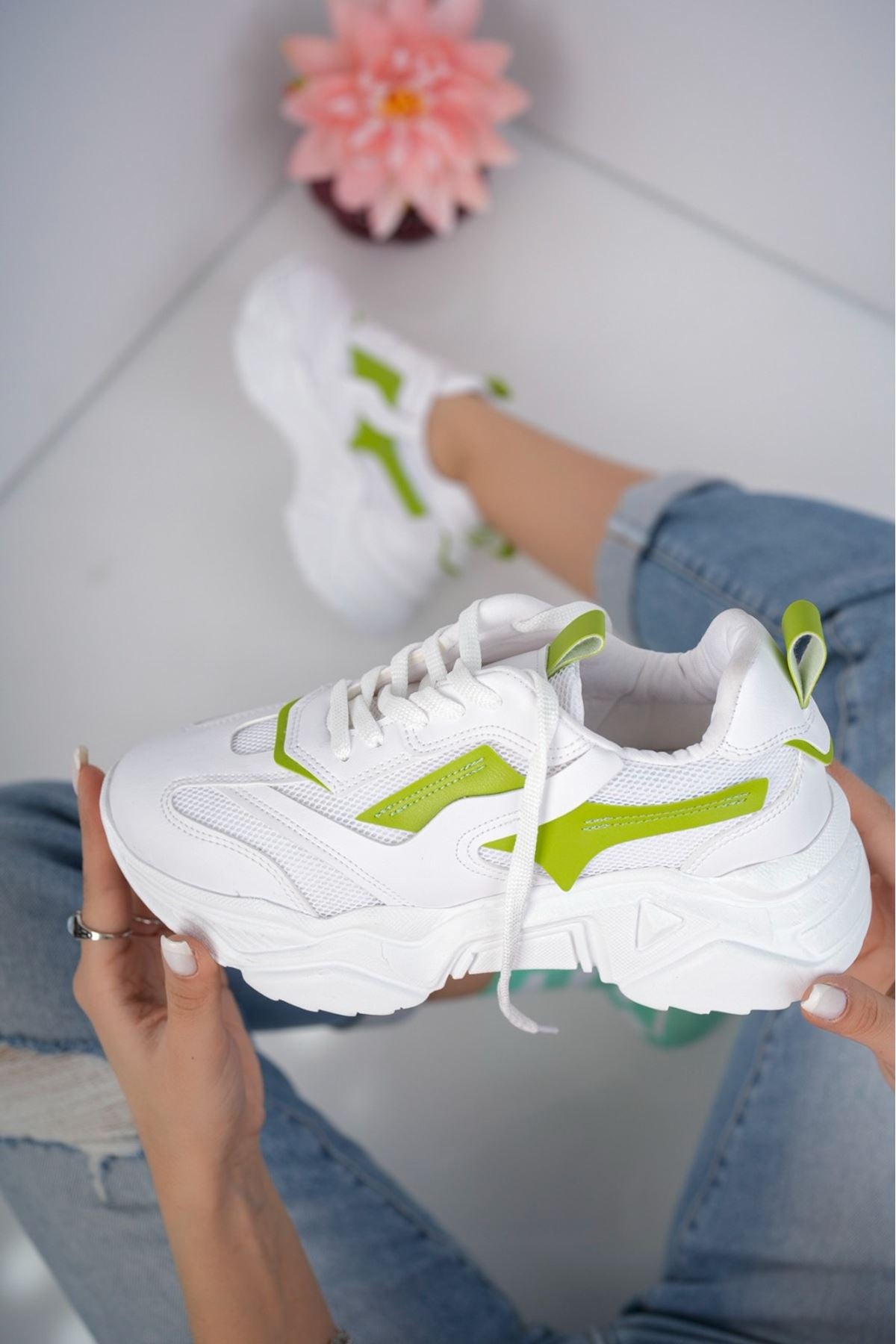 Seyran Green White Women's Sneaker Sport Shoes - STREETMODE™