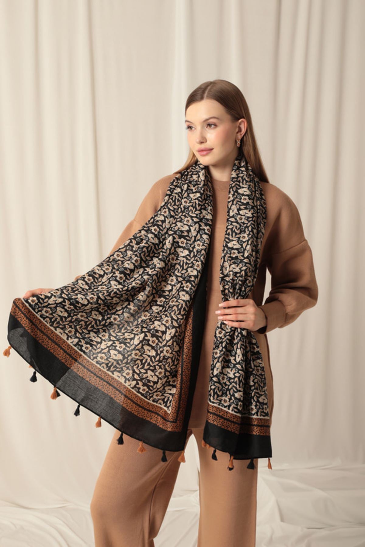 Tasseled Leaf Patterned Women's Black Shawl - STREETMODE™