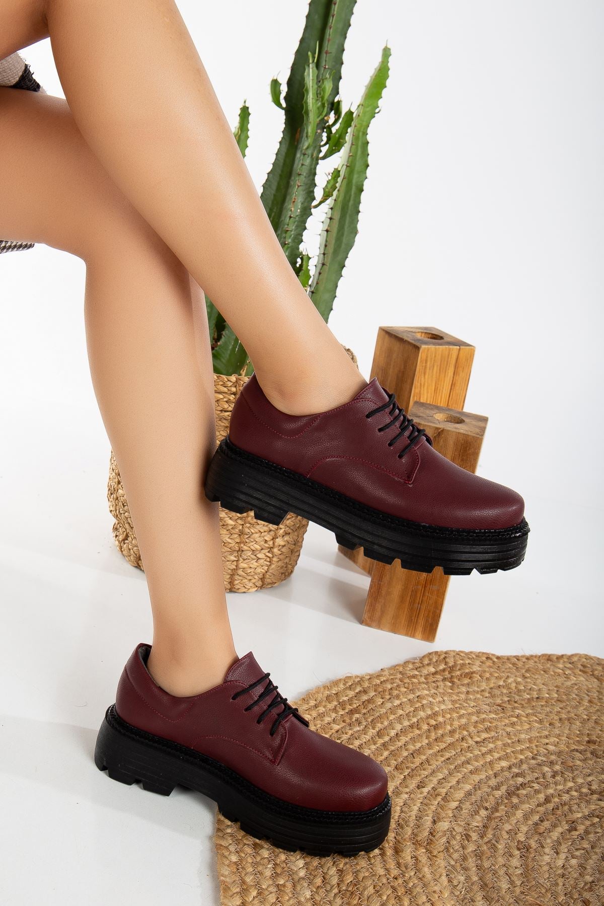 Western Lace Detailed Burgundy Skin Women's Stylish Casual Shoes - STREETMODE™