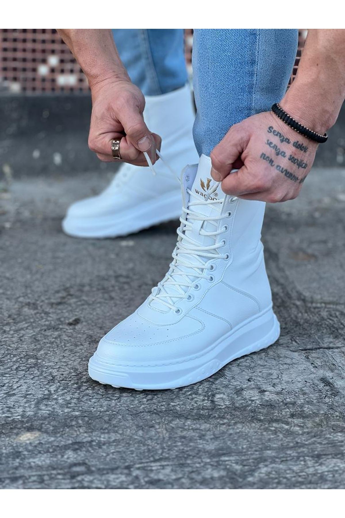 WG012 White Skin Long Lace-Up Boots - STREETMODE™