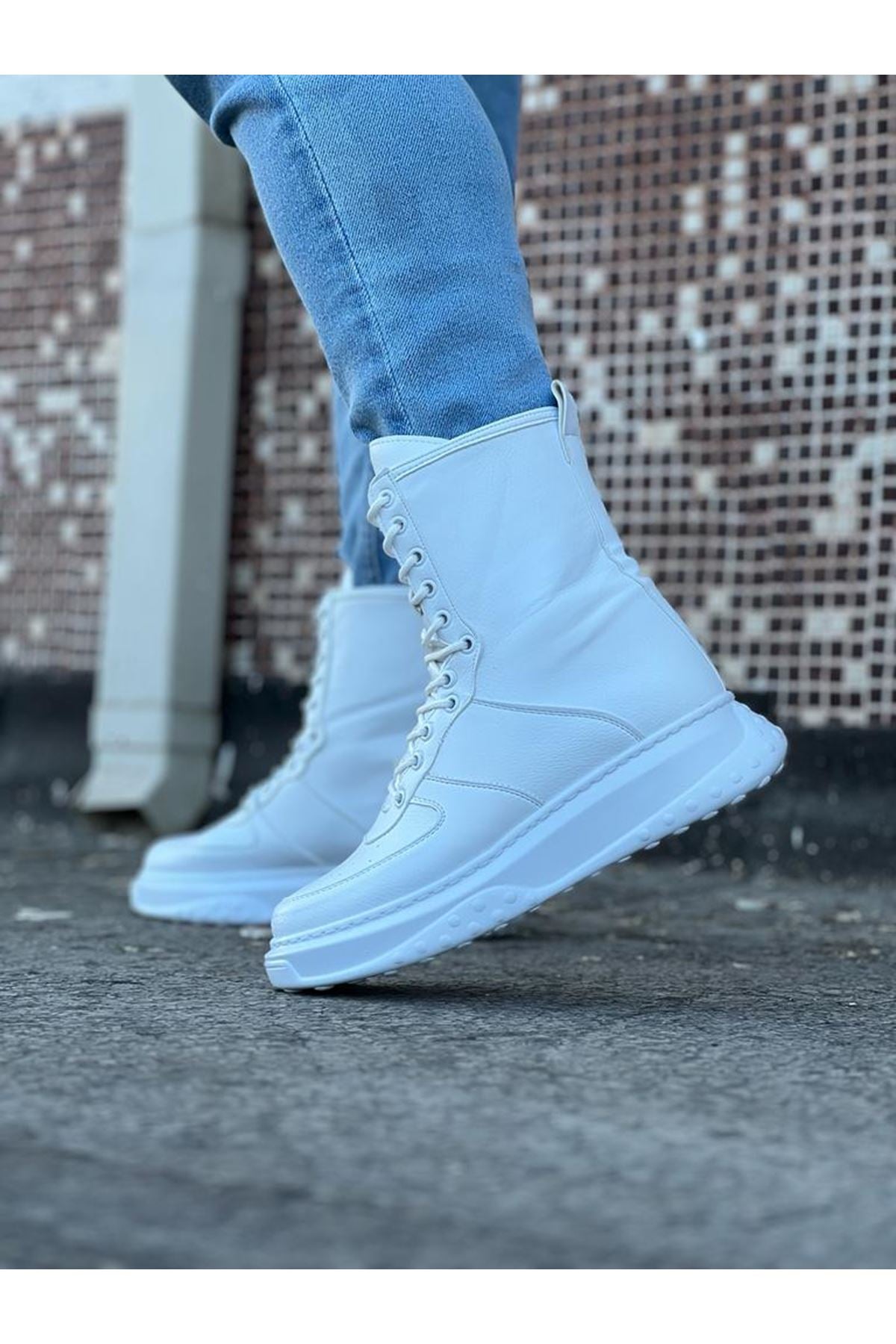WG012 White Skin Long Lace-Up Boots - STREETMODE™