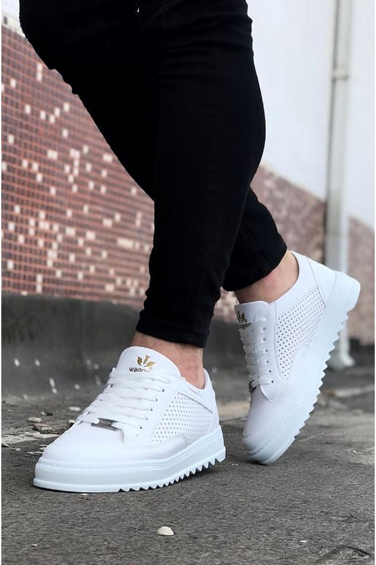 WG505 White Casual Shoes - STREETMODE™