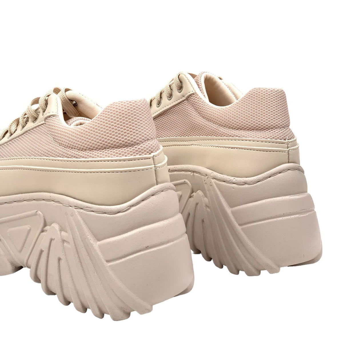 Women's beige high sole sneaker sports shoes - STREETMODE™