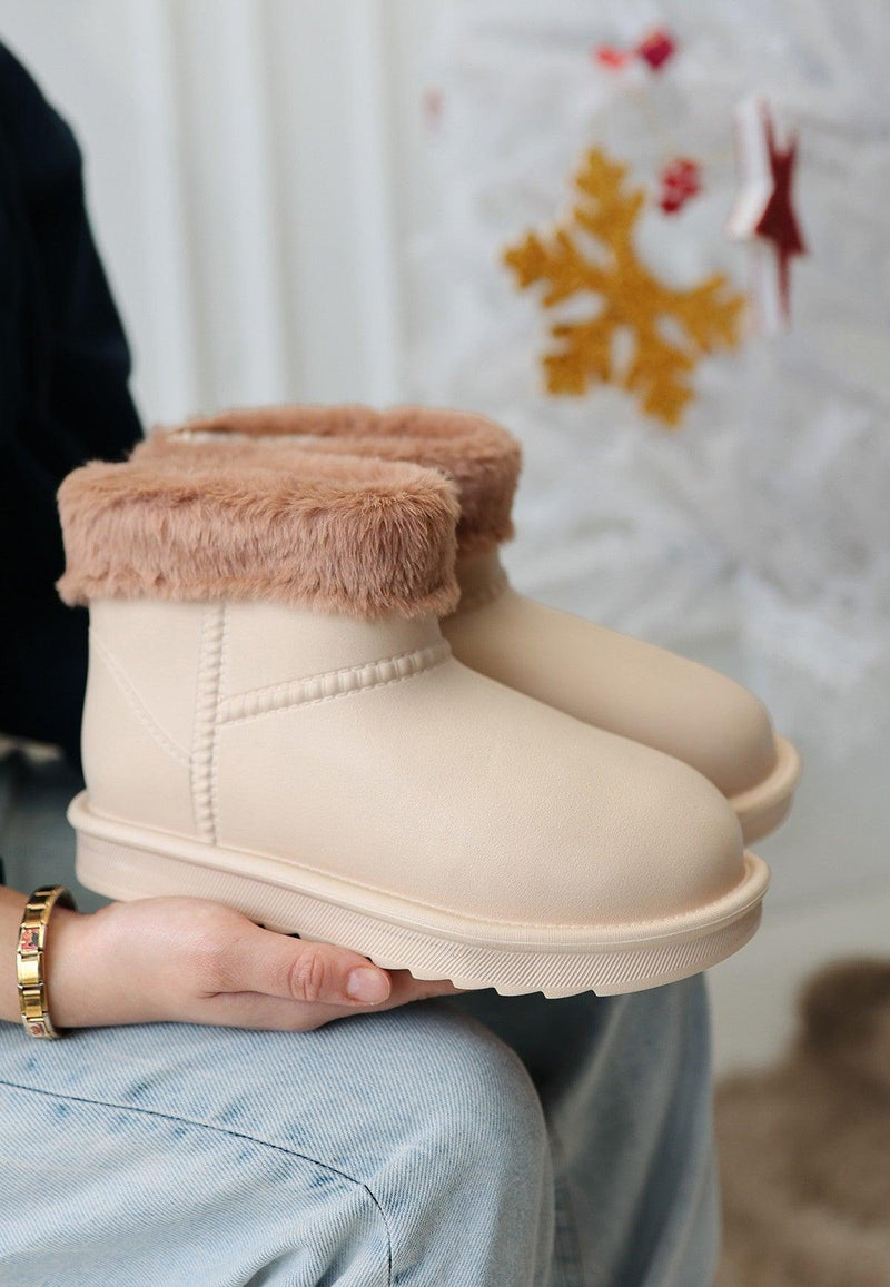 Women's Beige Oval Toe Waterproof Fur Lined Boots - STREETMODE™