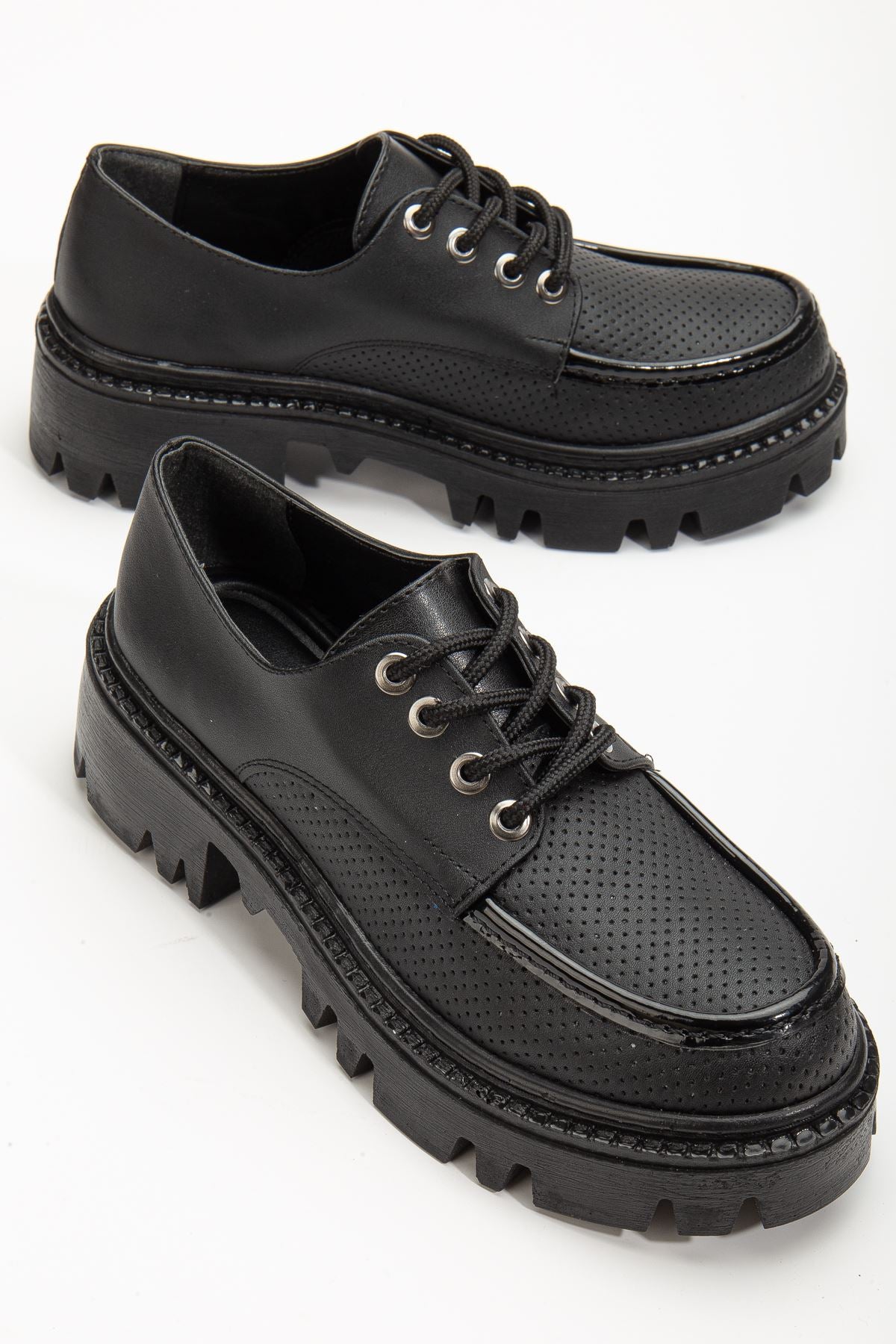 Women's Black Lace Detailed Oxford Shoes - STREETMODE™