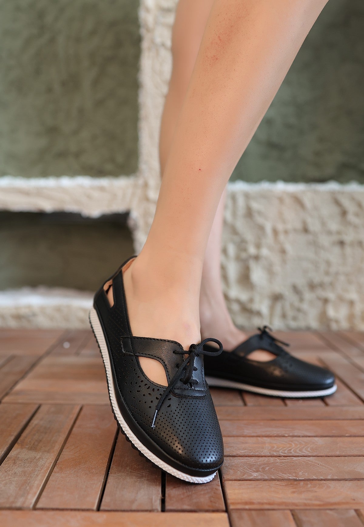 Women's Black Leather Ballerina Shoes - STREETMODE™