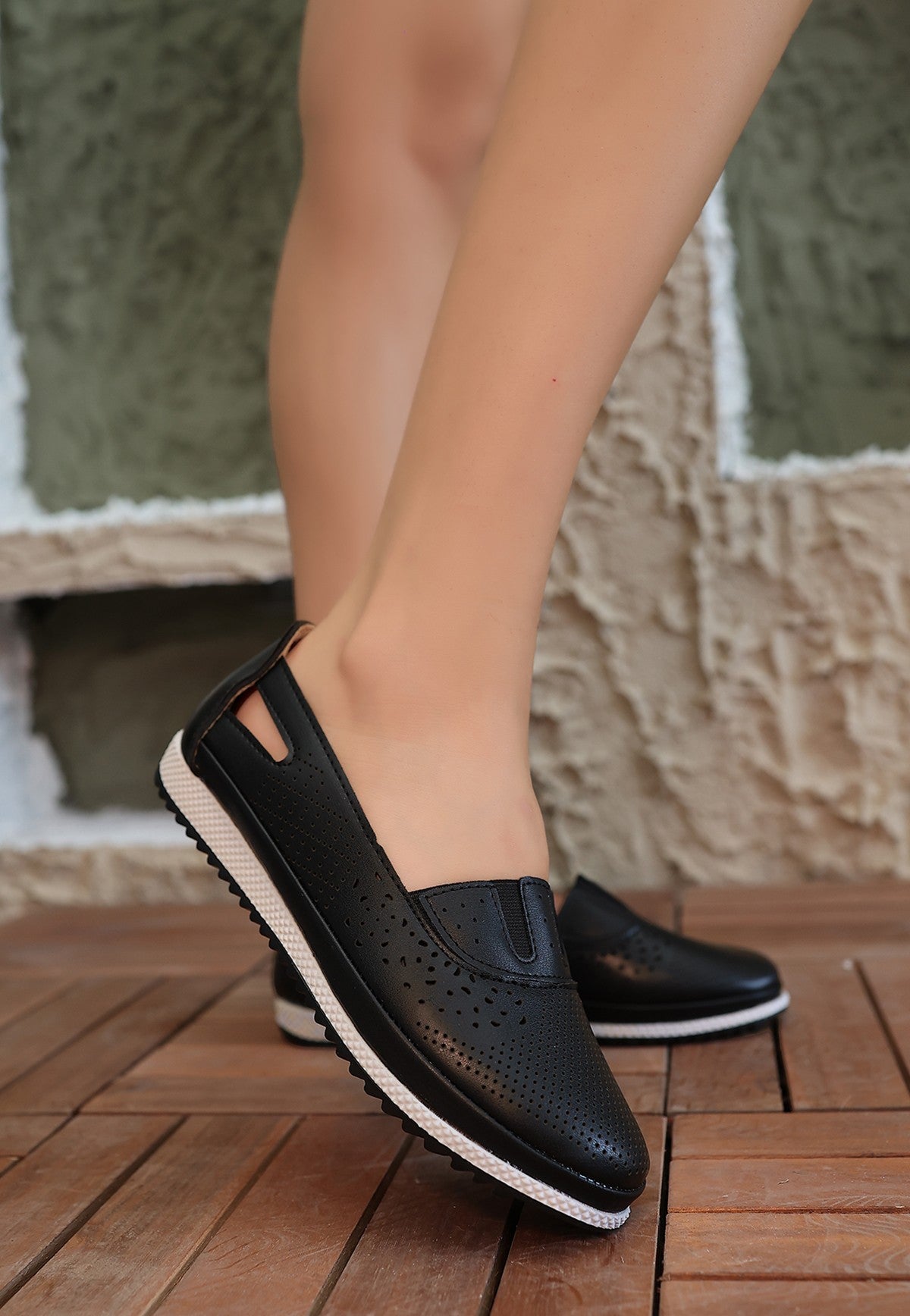 Women's Black Leather Ballerina Shoes - STREETMODE™