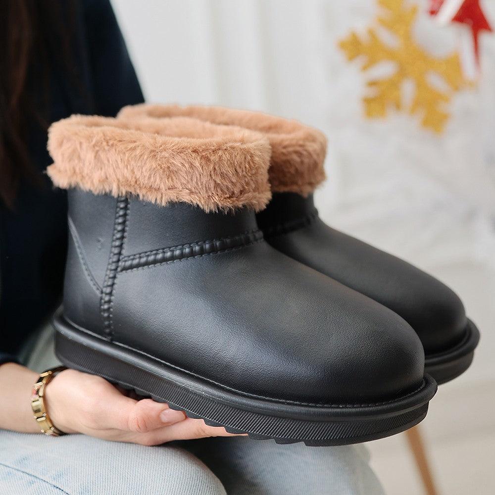 Women's Black Oval Toe Waterproof Fur Lined Boots - STREETMODE™