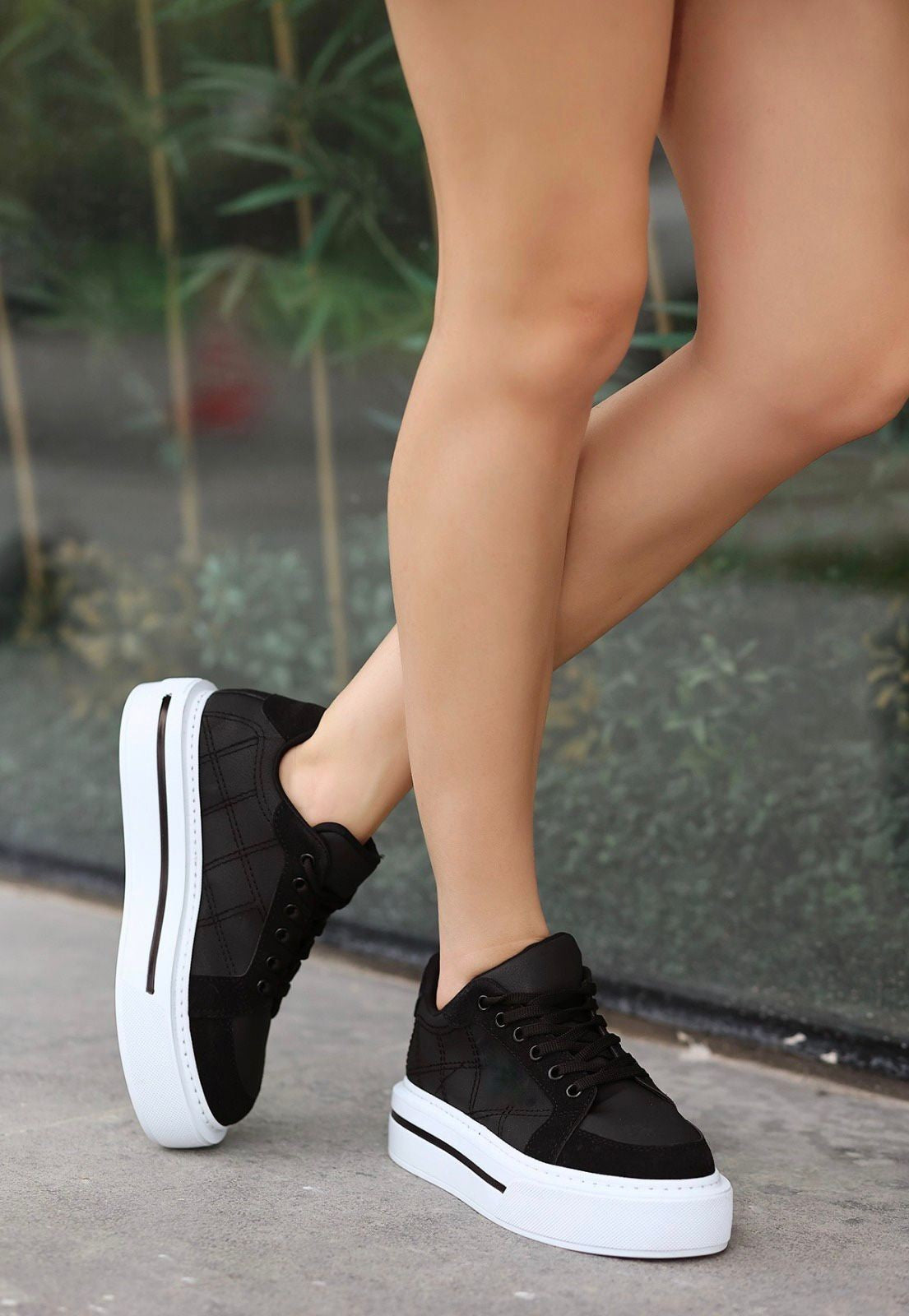 Women's Black Skin White Sole Suede Detailed Sports Shoes - STREETMODE™