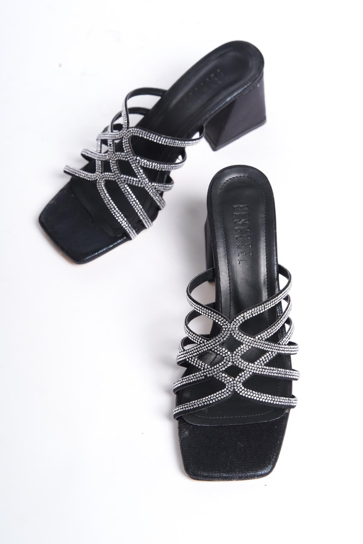 Women's Black Stone Detailed 5 cm Heel Slippers - STREETMODE™