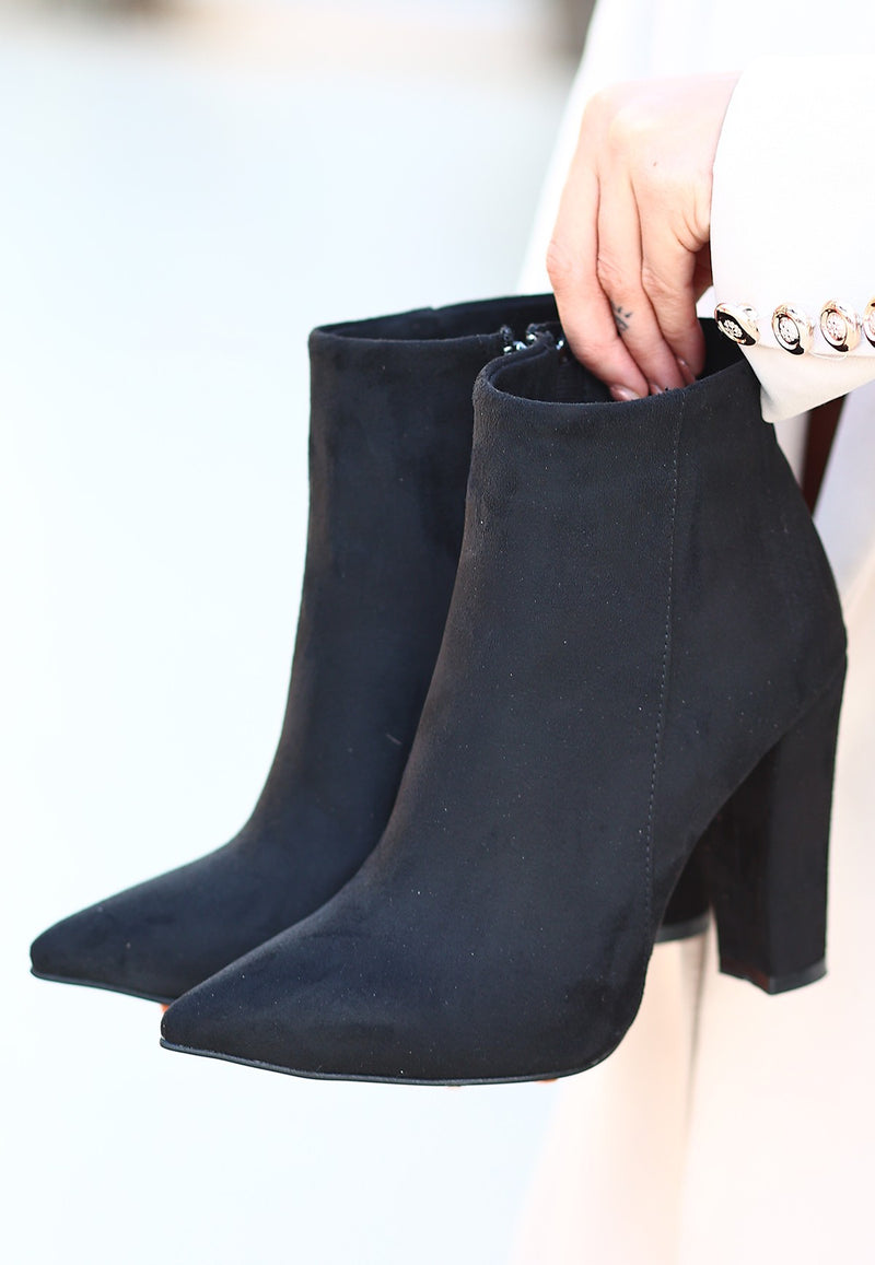 Women's Black Suede Heeled Boots - STREETMODE™