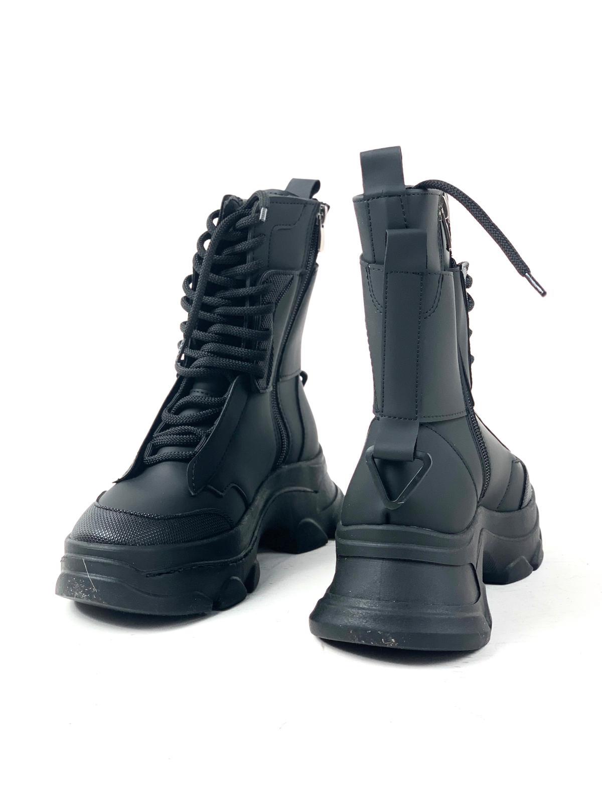 Women's Black Zerv Lace-Up Zippered Winter Boots - STREETMODE™