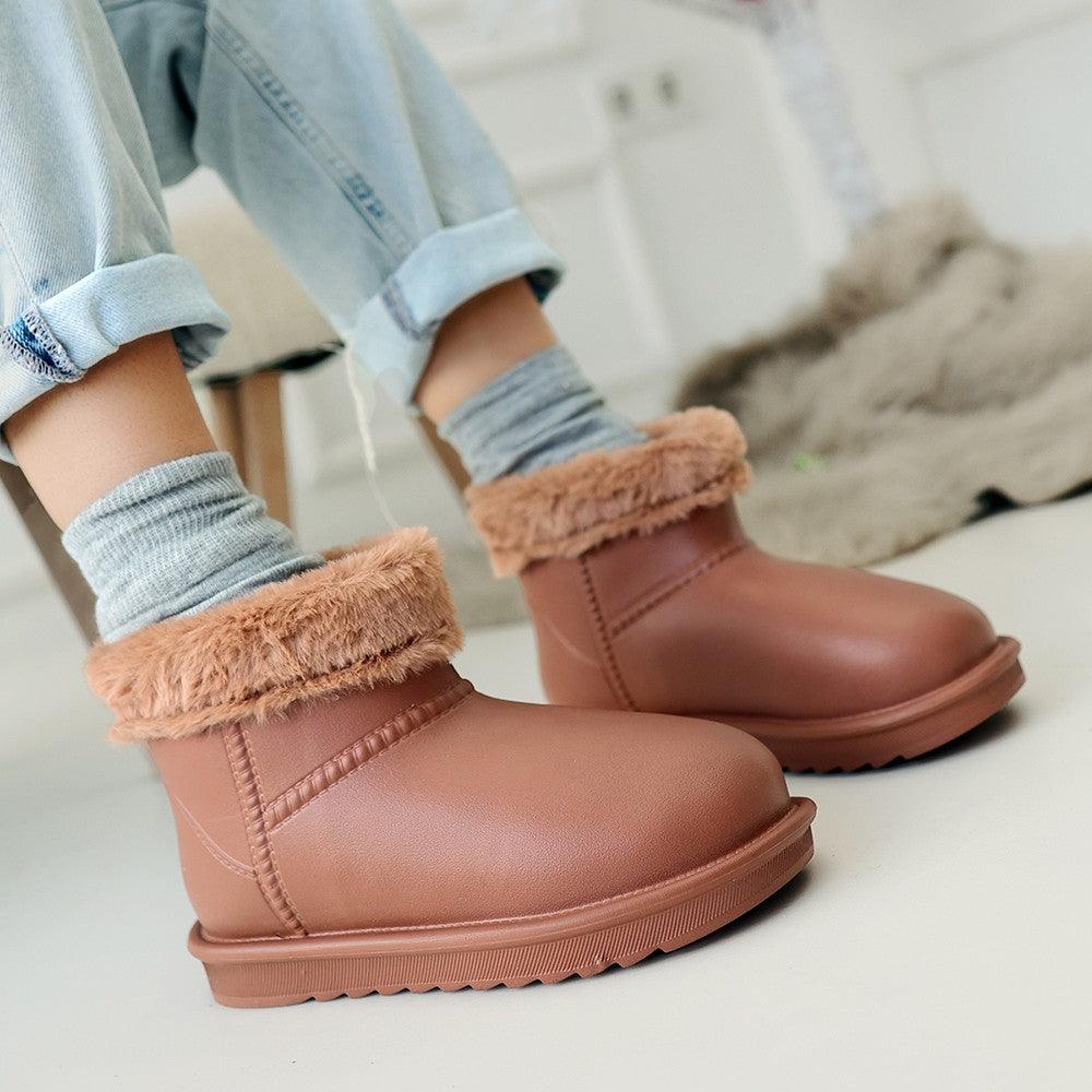 Women's Brown Oval Toe Waterproof Fur Lined Boots - STREETMODE™