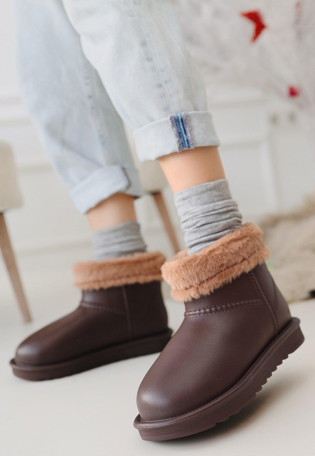 Women's Brown Oval Toe Waterproof Fur Lined Boots - STREETMODE™