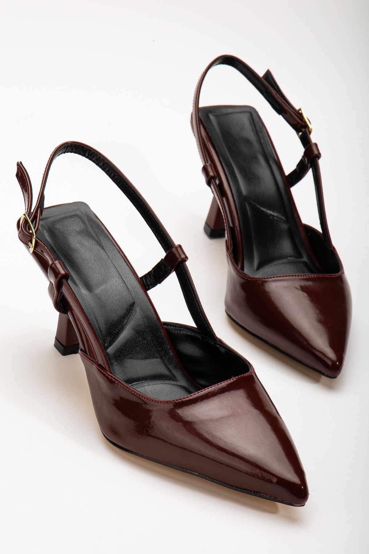Women's Burgundy Patent Leather Thin Heeled Shoes - STREETMODE™