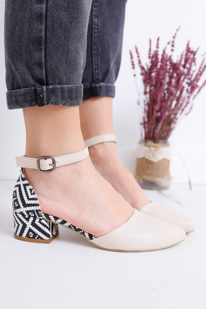 Women's Dary Heeled Skin Skin Rug Detail Shoes - STREETMODE™