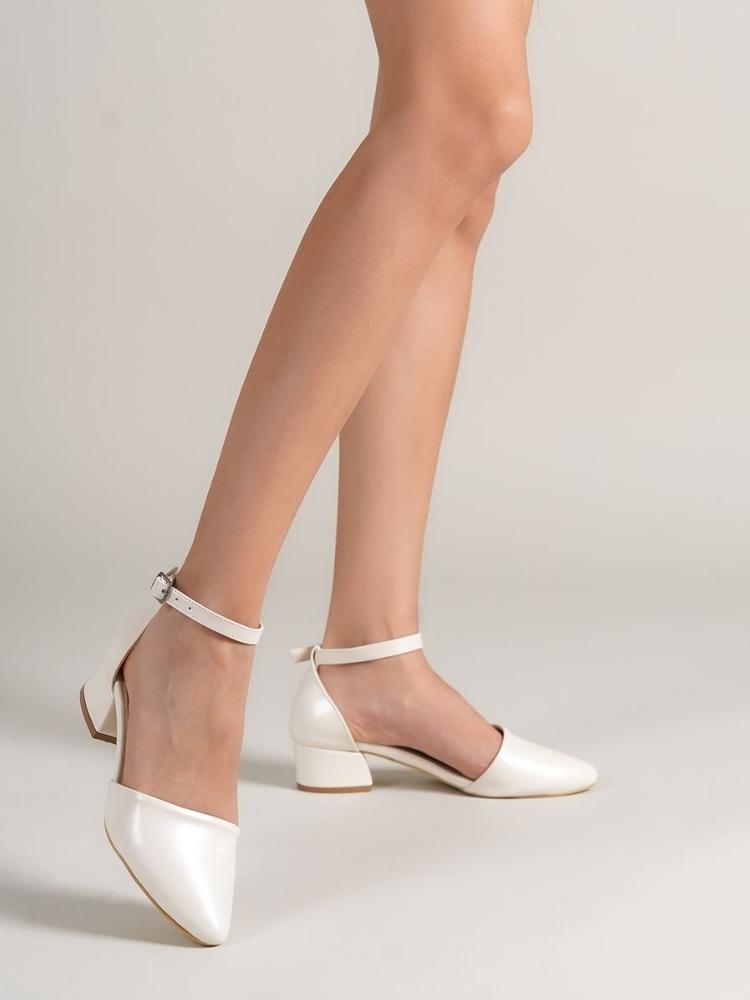 Women's Dary Heeled White Pearl Detailed Heeled Shoes - STREETMODE™