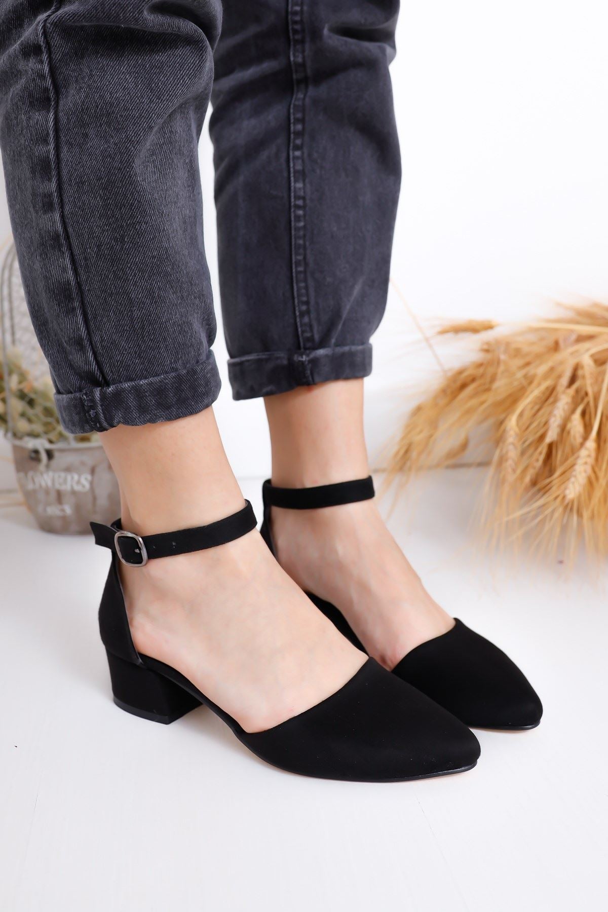 Women's Dary Heels Black Suede Shoes - STREETMODE™