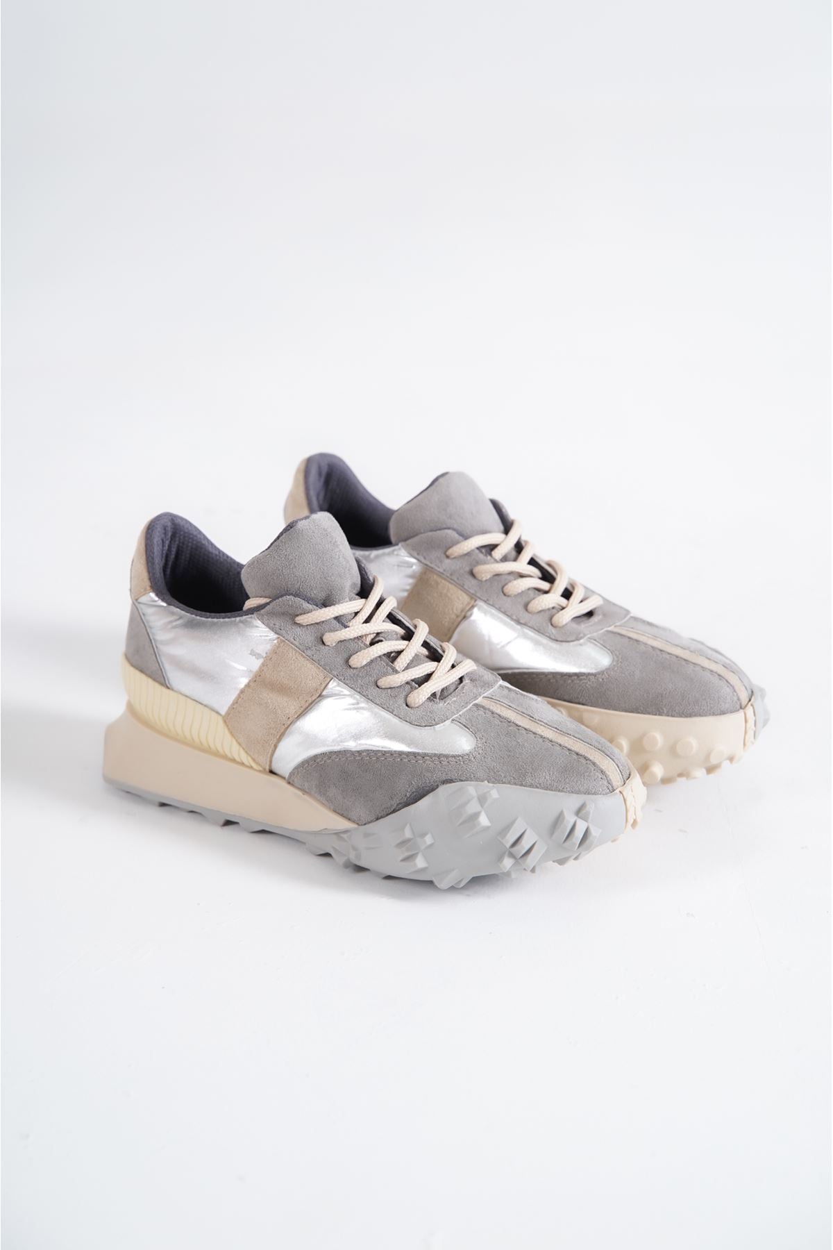 Women's DISA Sneakers Shoes - STREETMODE™