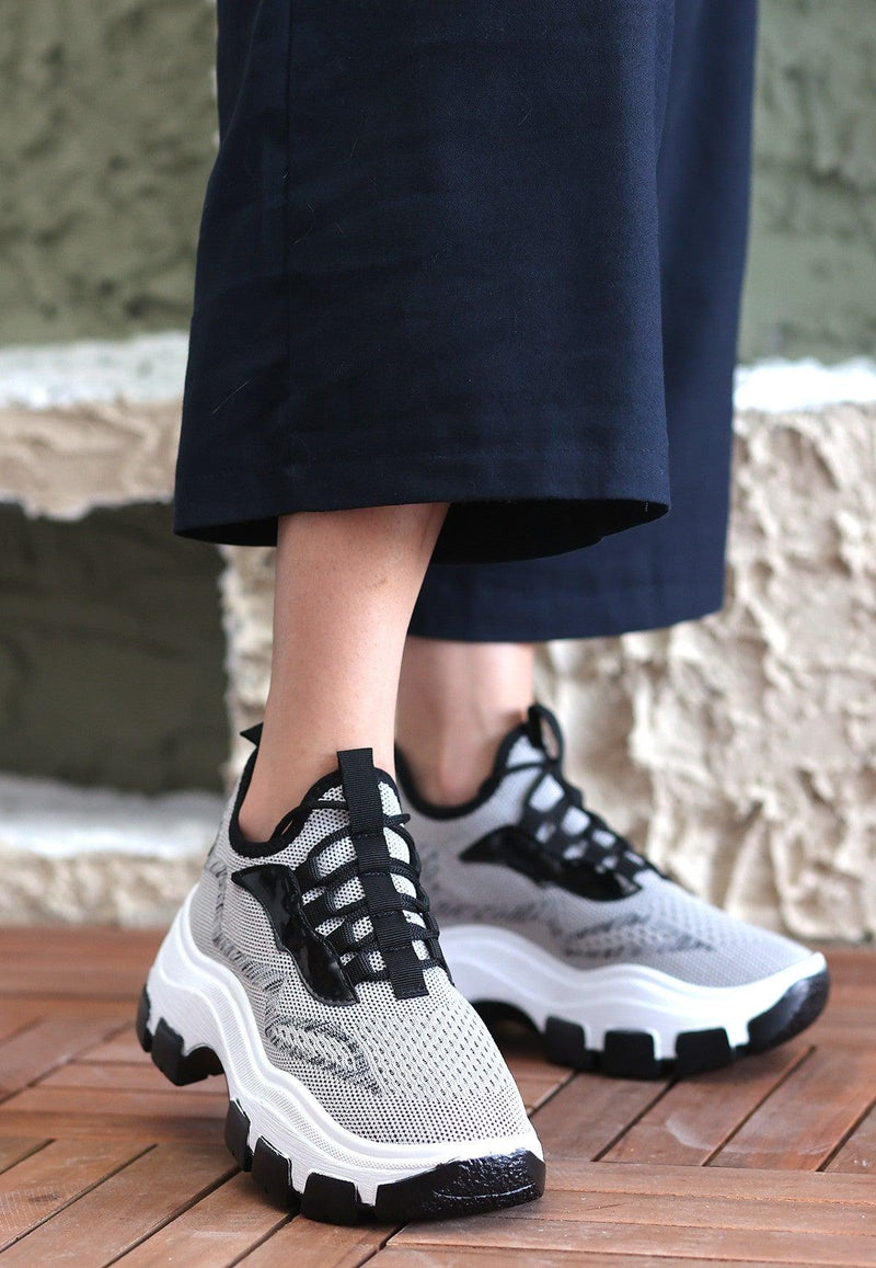 Women's Gray Knitwear Lace-Up Sports Shoes - STREETMODE™