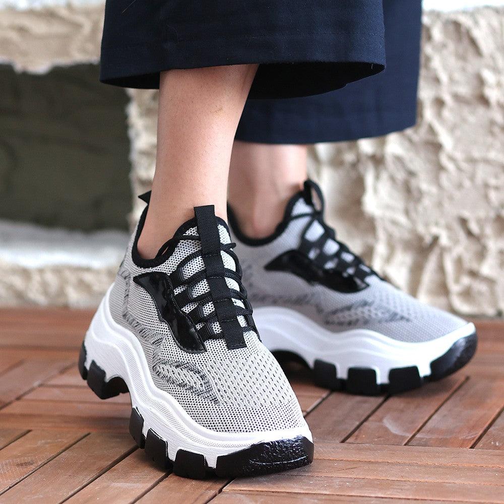 Women's Gray Knitwear Lace-Up Sports Shoes - STREETMODE™