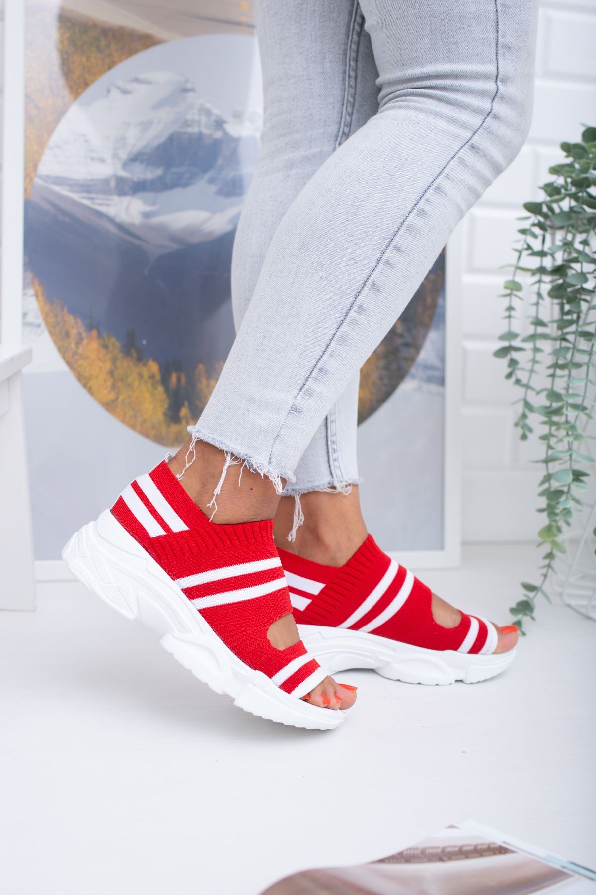 Women's Hera Red White Knitwear Sneakers - STREETMODE™