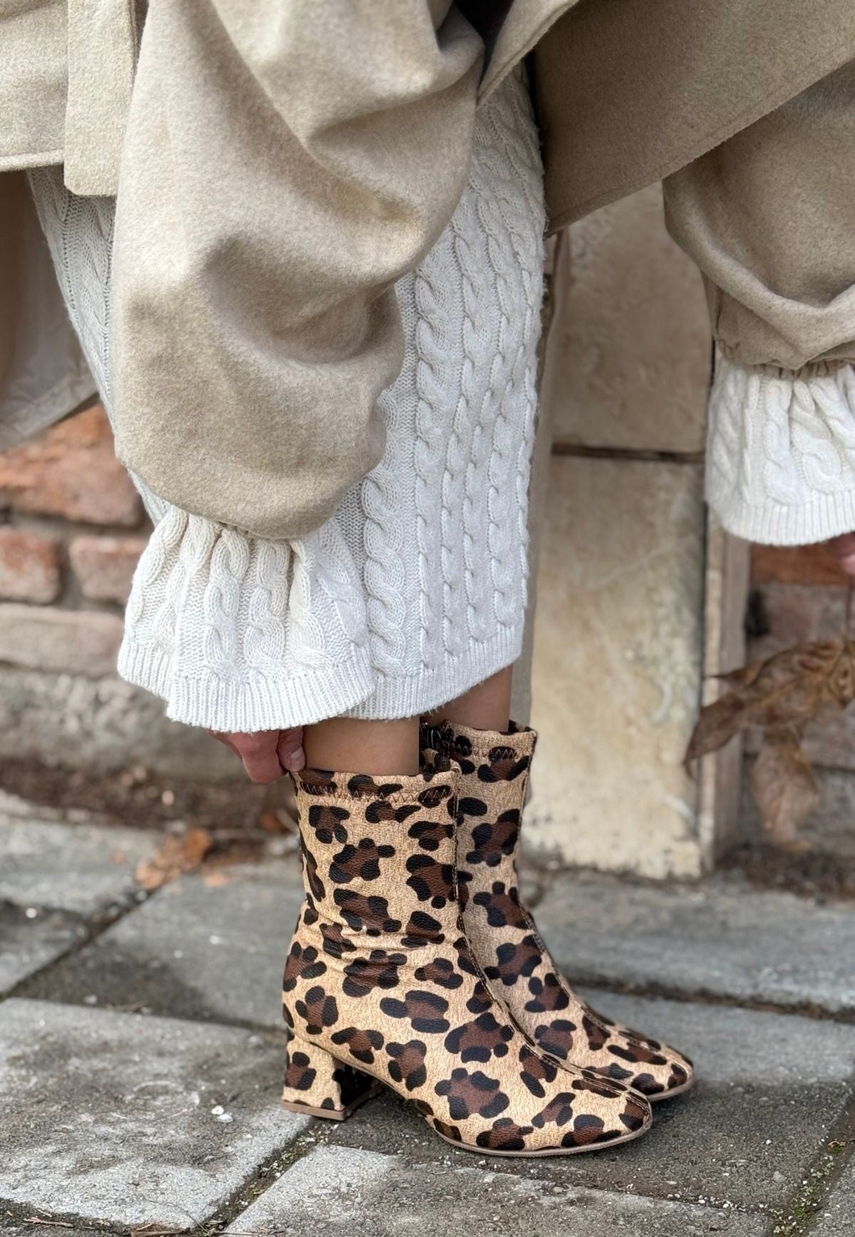 Women's Leopard Skin Stretch Heeled Boots - STREETMODE™