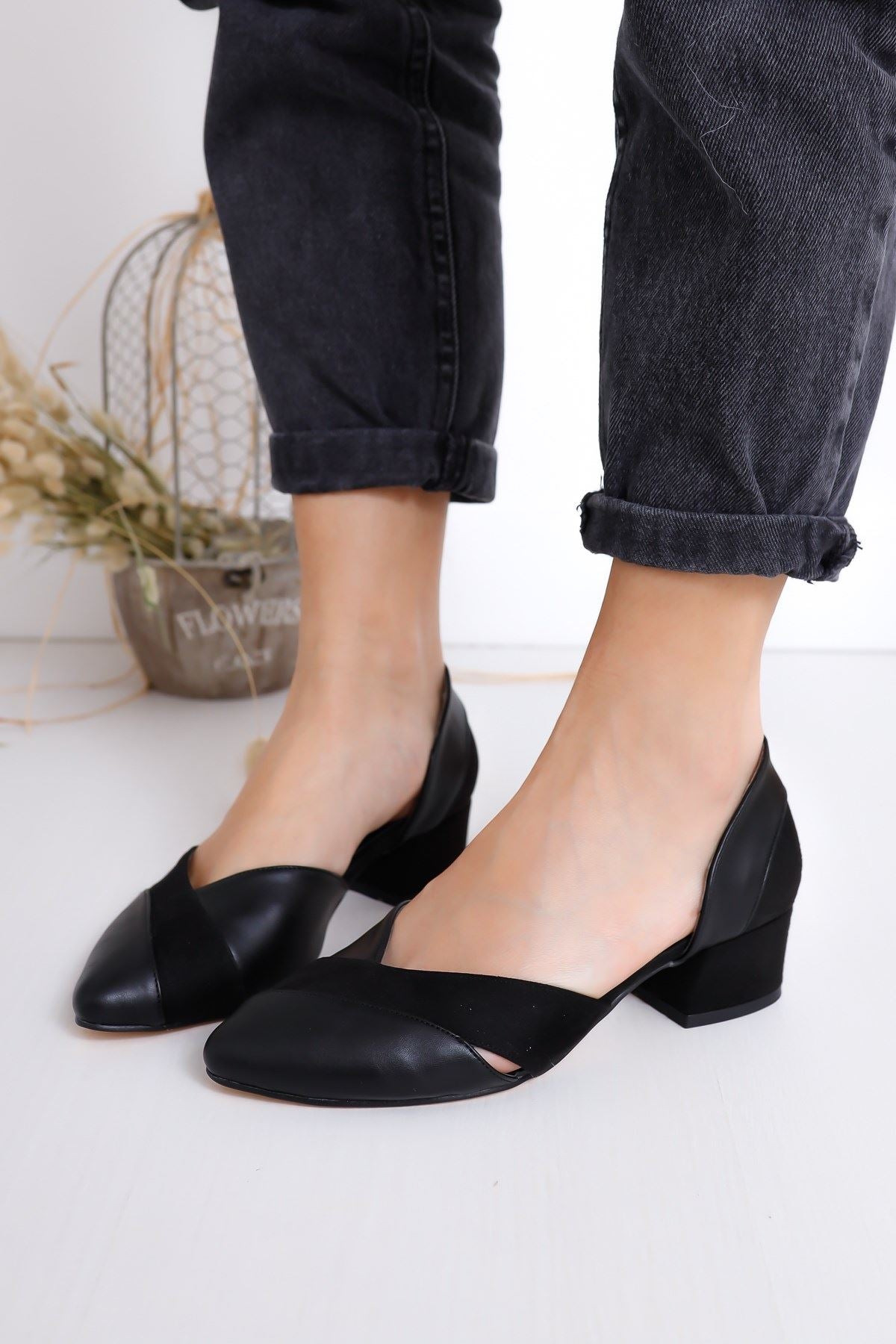 Women's Leslie Heels Black Skin-Suede Shoes - STREETMODE™