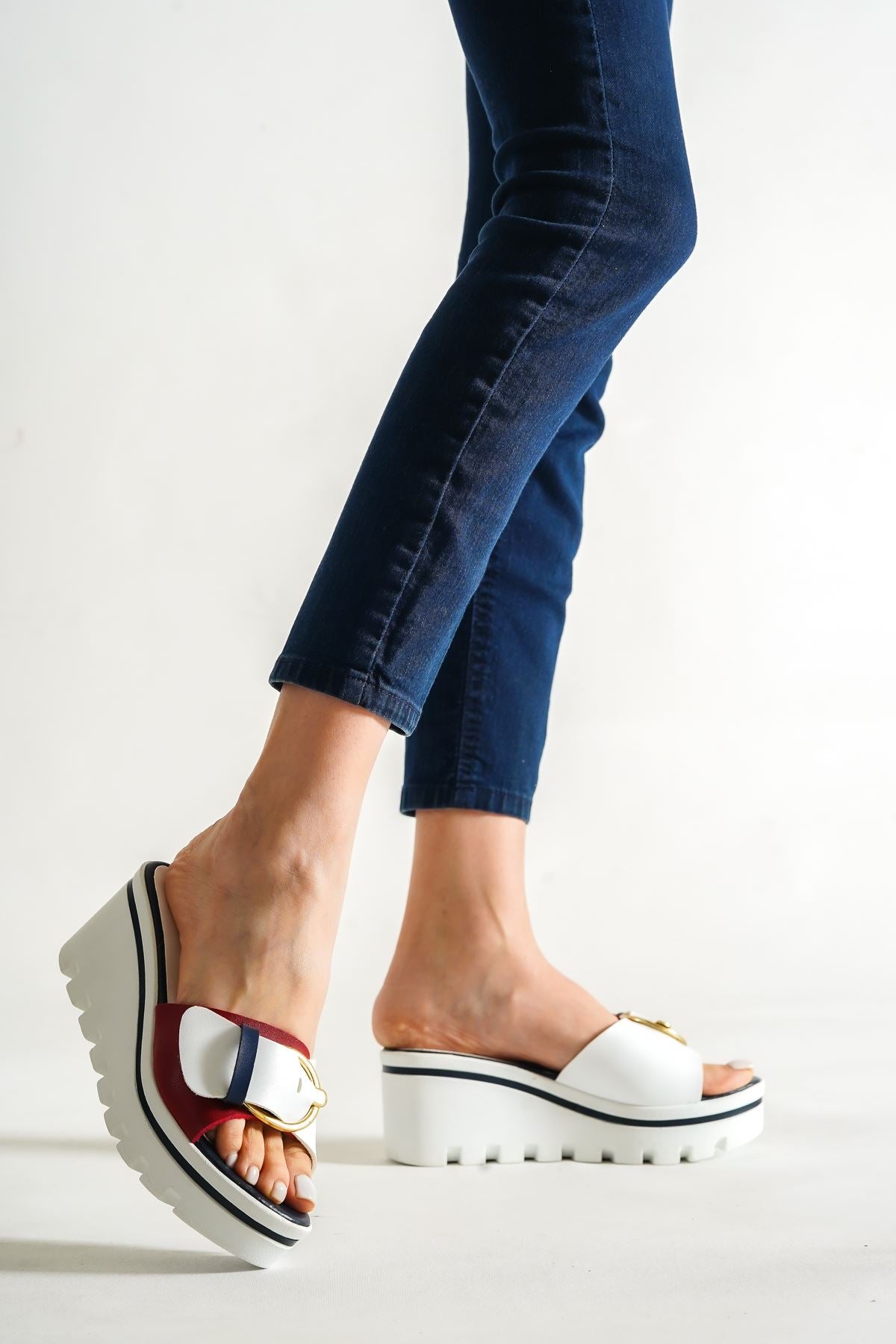 Women's Linda Red White Slippers - STREETMODE™