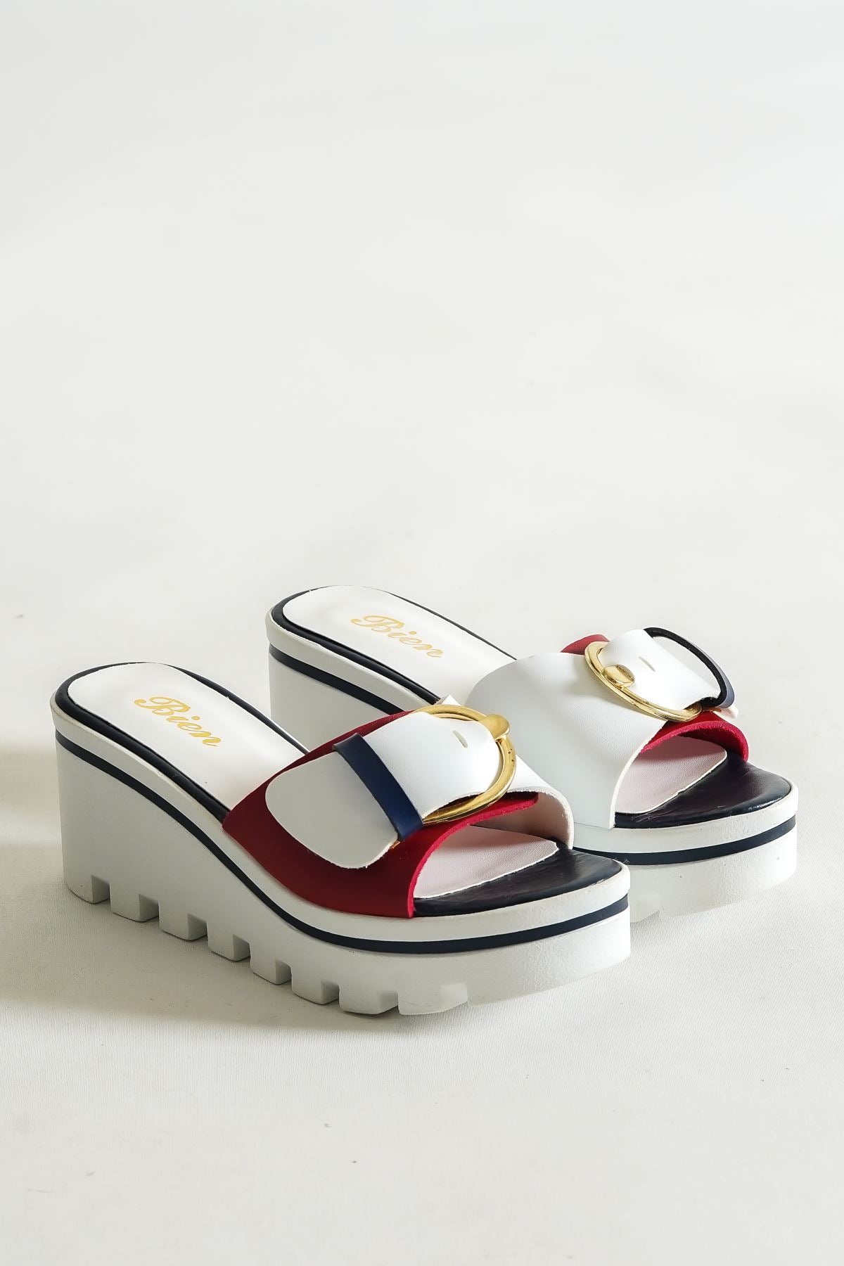 Women's Linda Red White Slippers - STREETMODE™