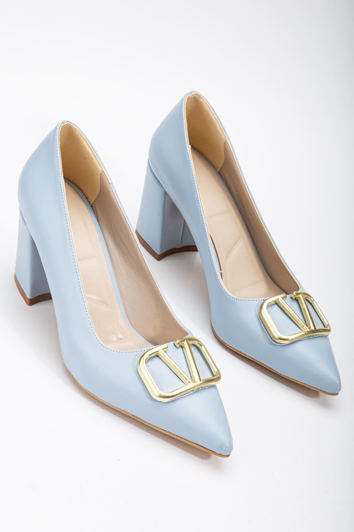 Women's Lisse Baby Blue Leather Buckle Detailed Thick Heel Shoes - STREETMODE™