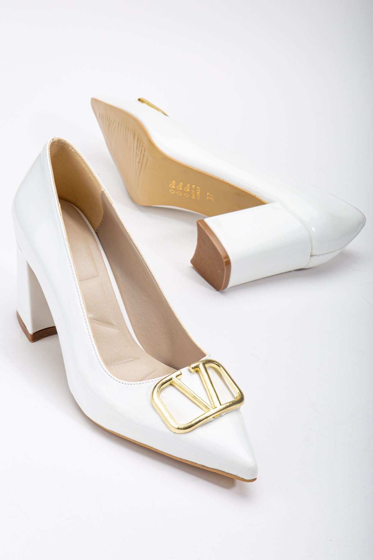 Women's Lisse White Leather Buckle Detailed Thick Heel Shoes - STREETMODE™