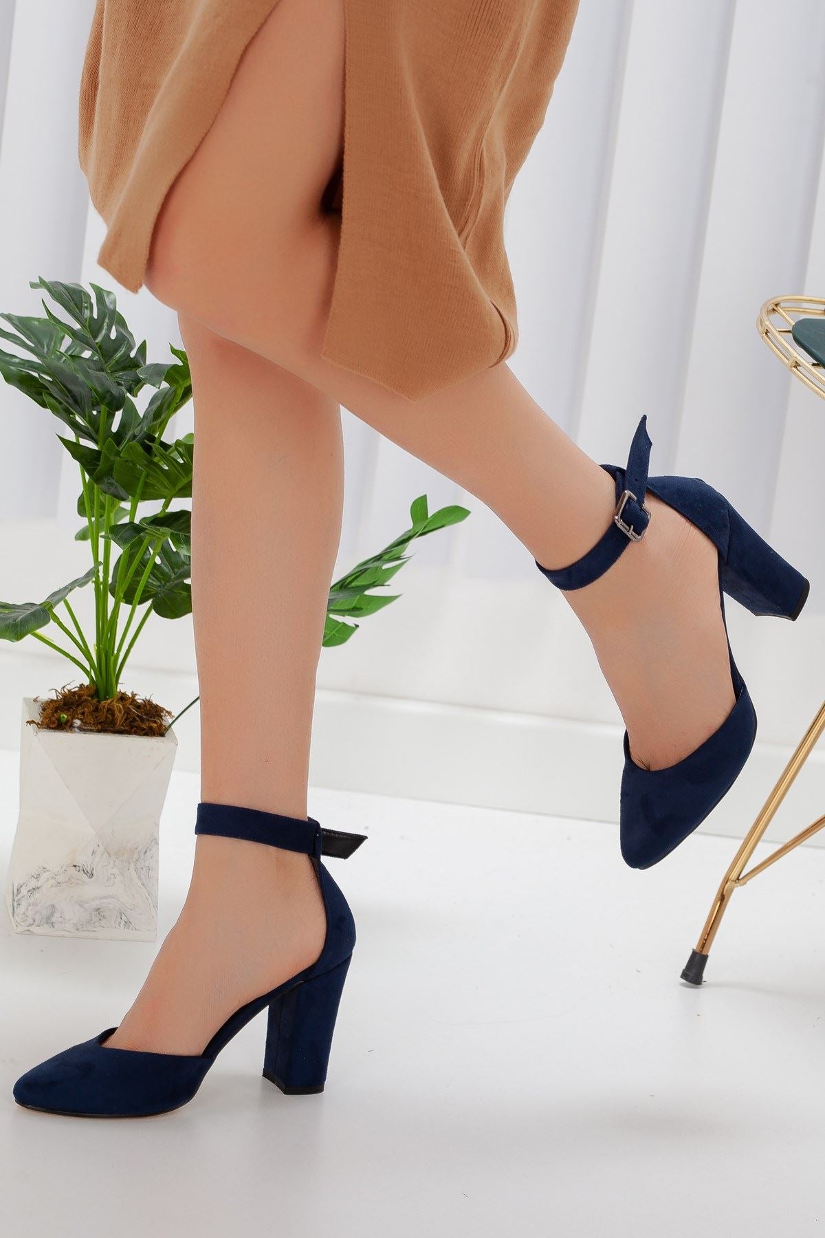 Women's Lole Navy Blue Suede Heeled Shoes - STREETMODE™