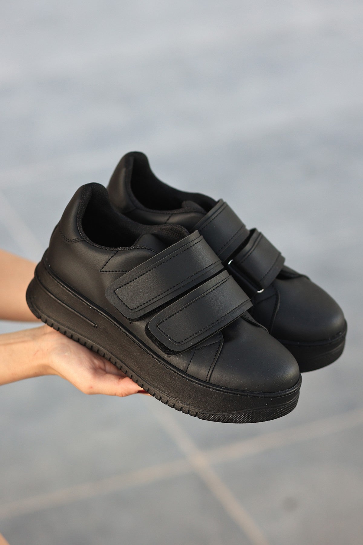 Women's Marx Black Skin Velcro Sneakers Shoes - STREETMODE™