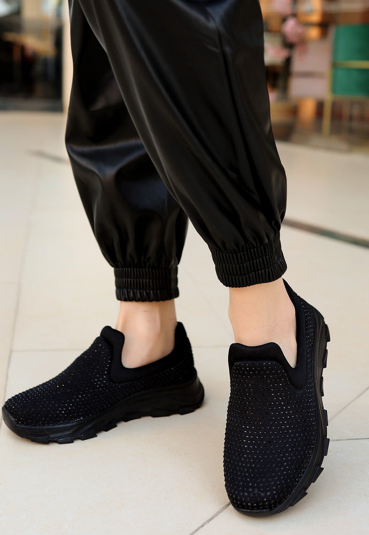 Women's Mıry Black Stretch Black Sole Sports Shoes - STREETMODE™