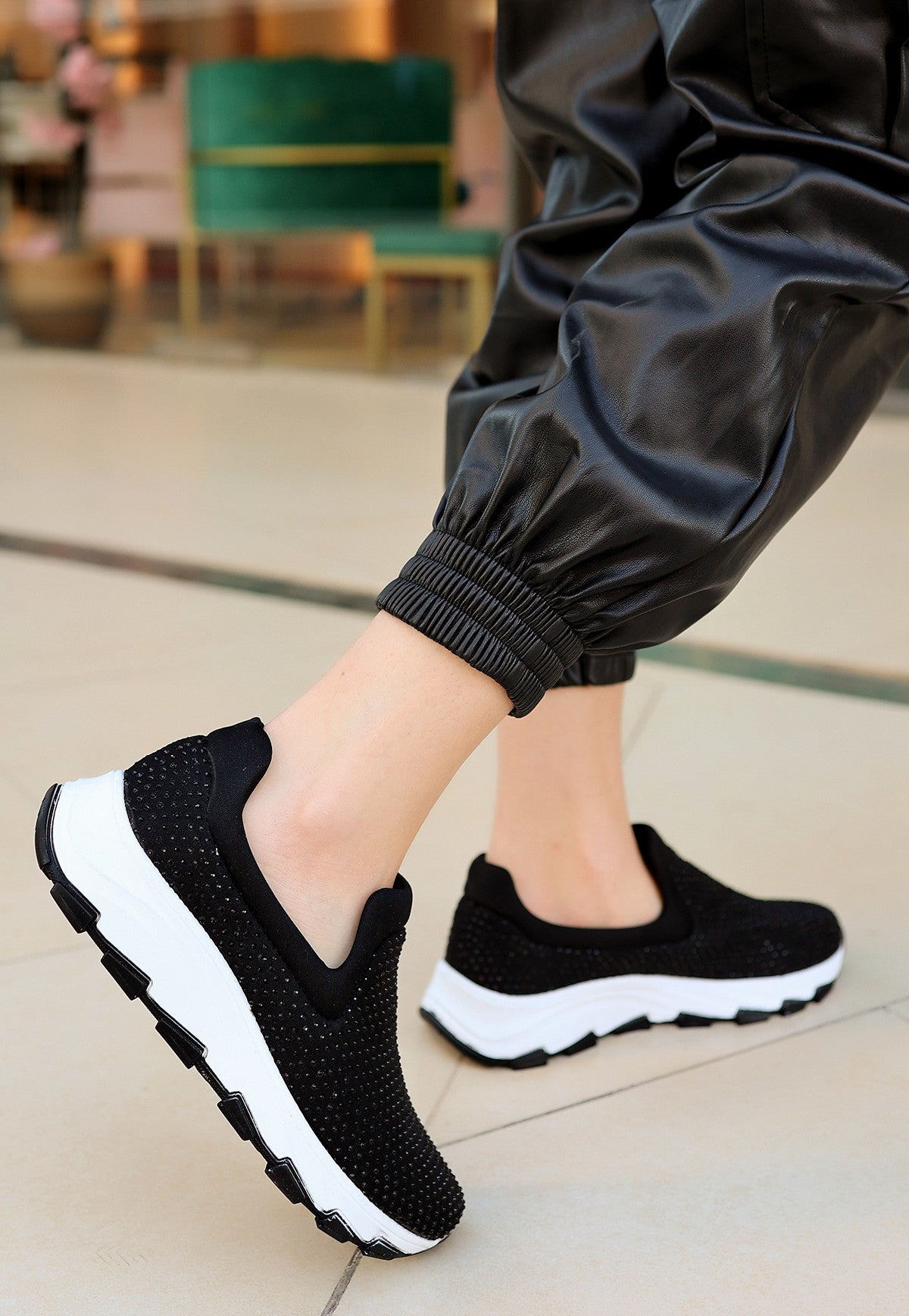 Women's Mıry Black Stretch Sports Shoes - STREETMODE™