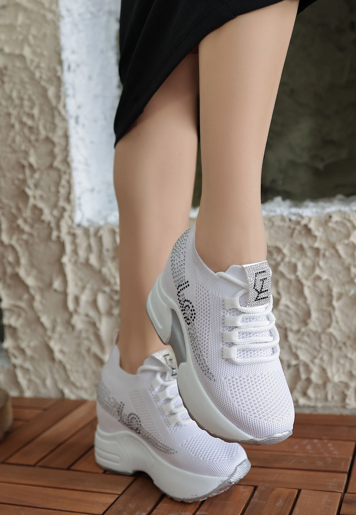 Women's Nawte White Knitwear Lace-Up Sports Shoes - STREETMODE™