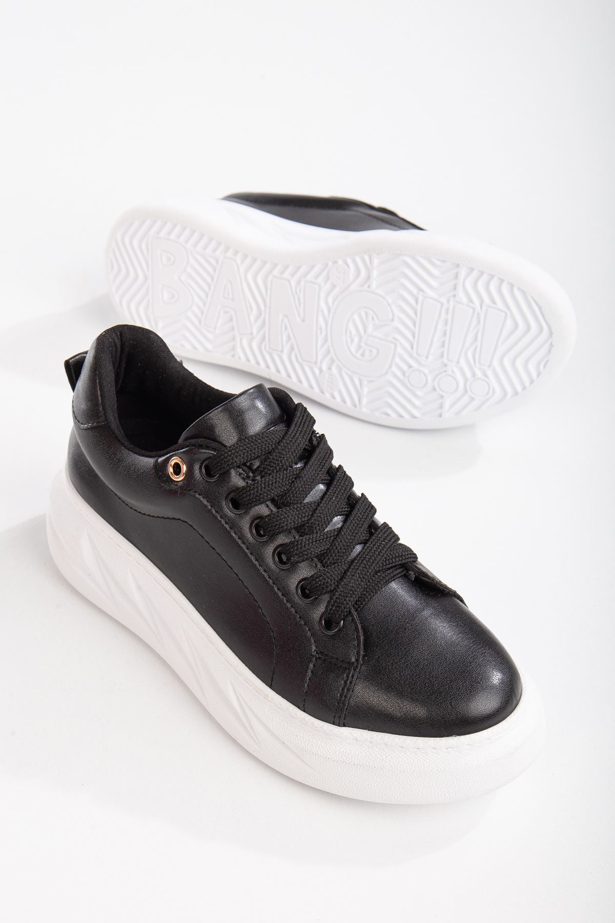 Women's Nerina Black Skin Thick Sole Detailed Sneakers - STREETMODE™