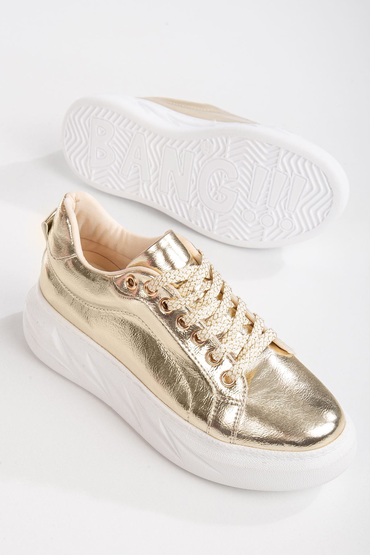 Women's Nerina Gold Skin Thick Sole Shiny Detailed Sneakers - STREETMODE™