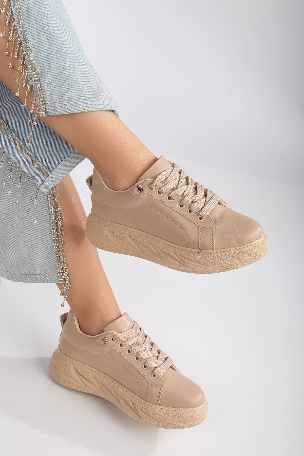 Women's Nerina Nude Skin Thick Sole Detailed Sneakers - STREETMODE™