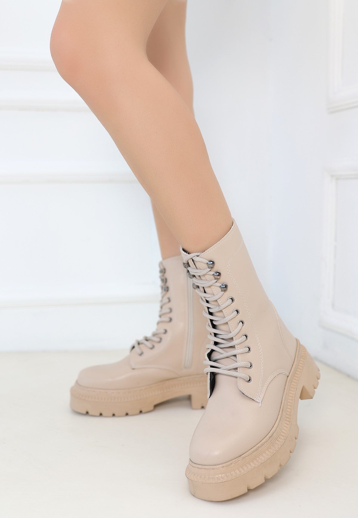 Women's Nude Leather Laced Boots - STREETMODE™