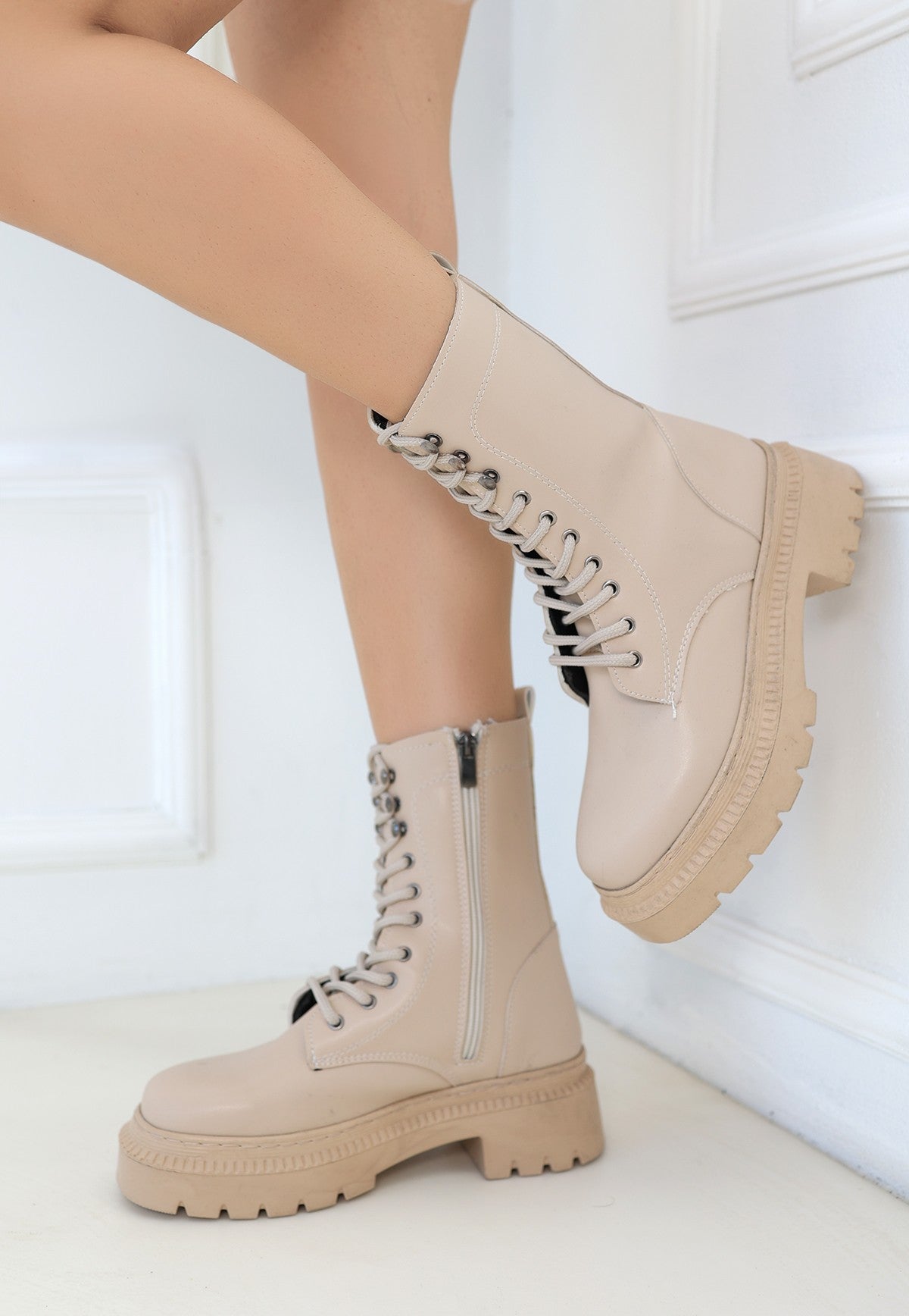 Women's Nude Leather Laced Boots - STREETMODE™