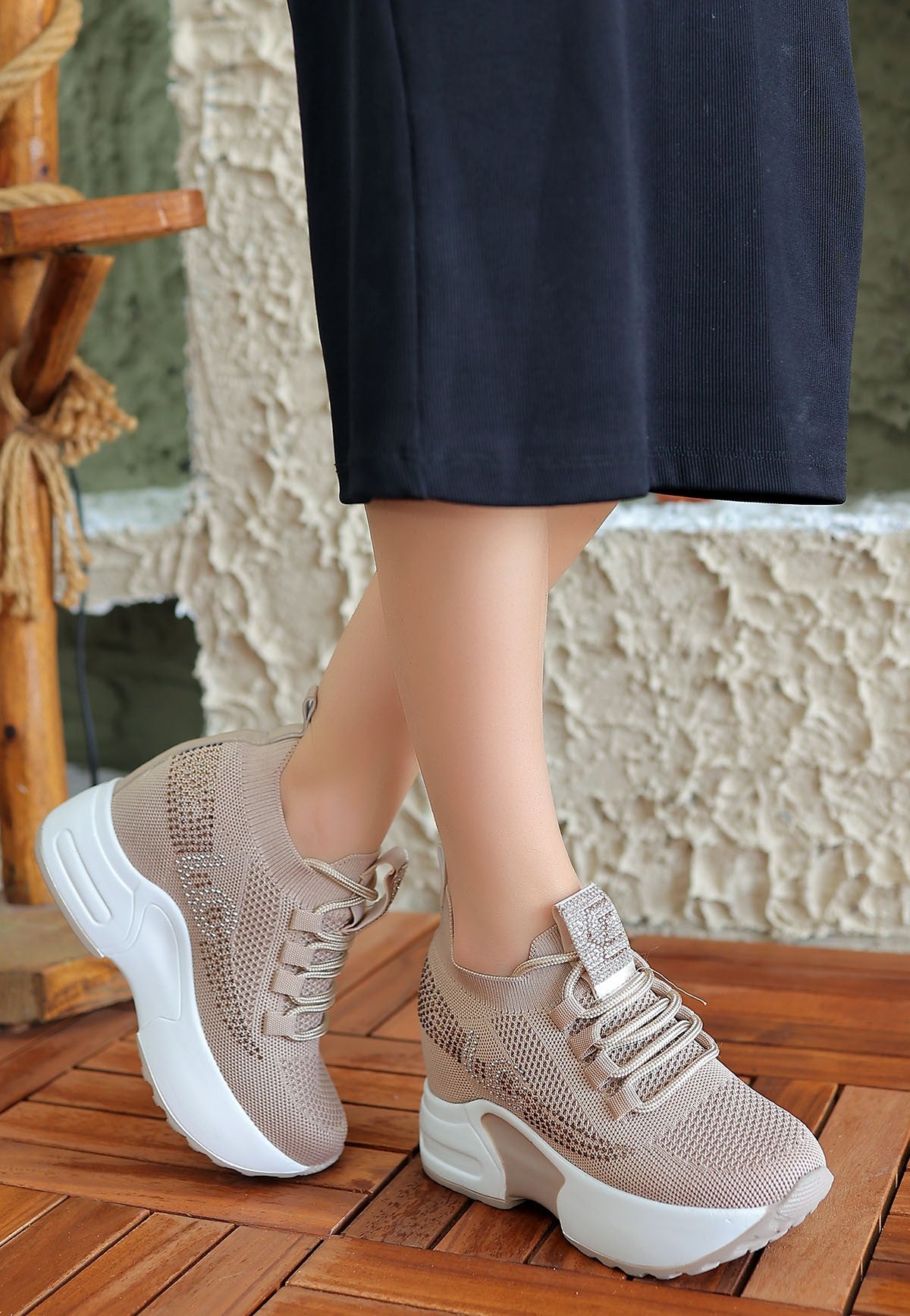 Women's Nude Skin Lace-Up Sports Shoes - STREETMODE™