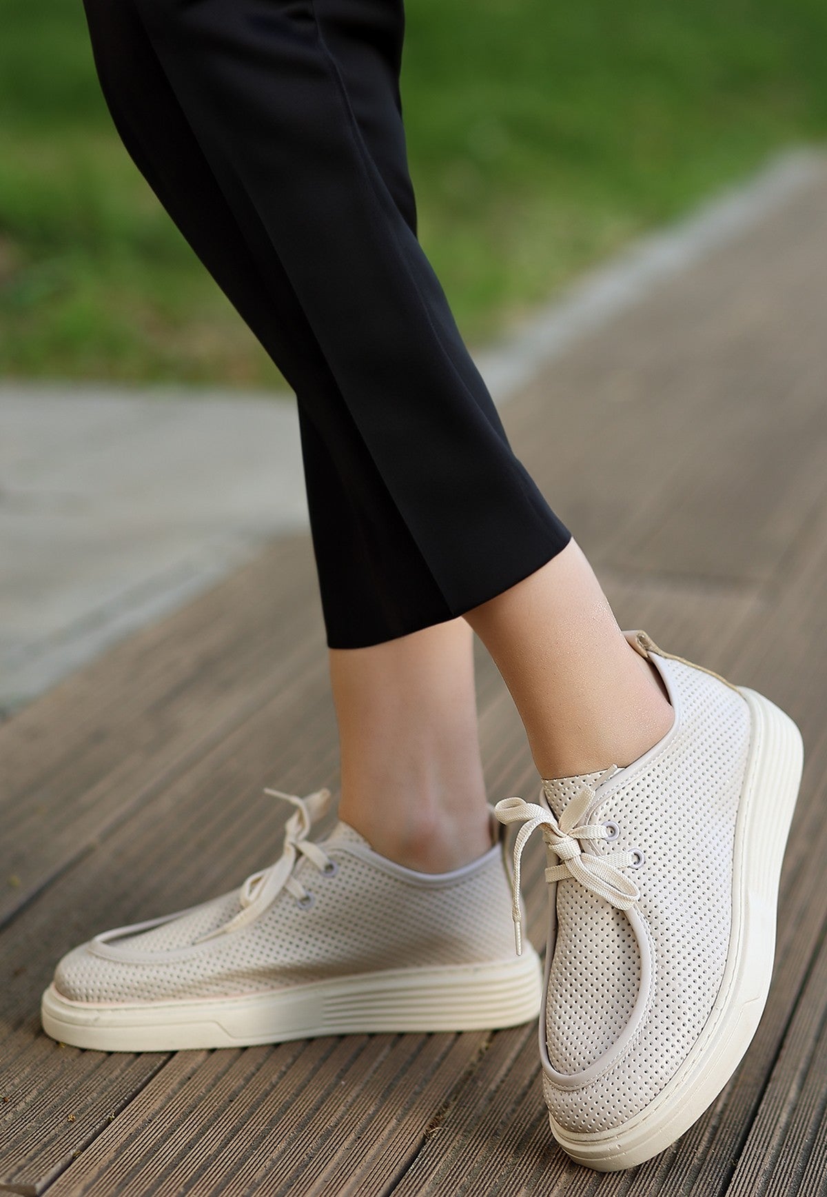 Women's Olse Beige Leather Laced Sports Shoes - STREETMODE™