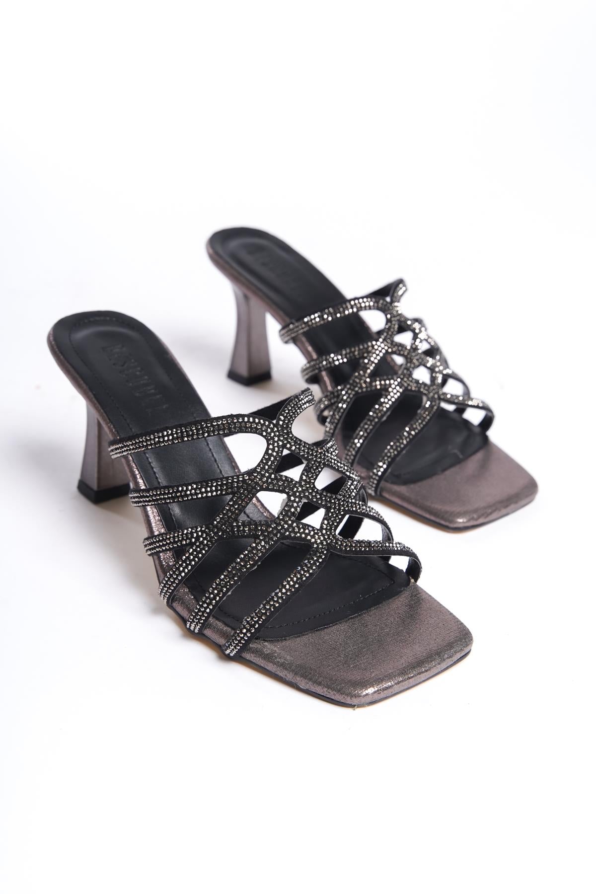Women's Platinum Stone Detailed 8 cm Heel Slippers - STREETMODE™