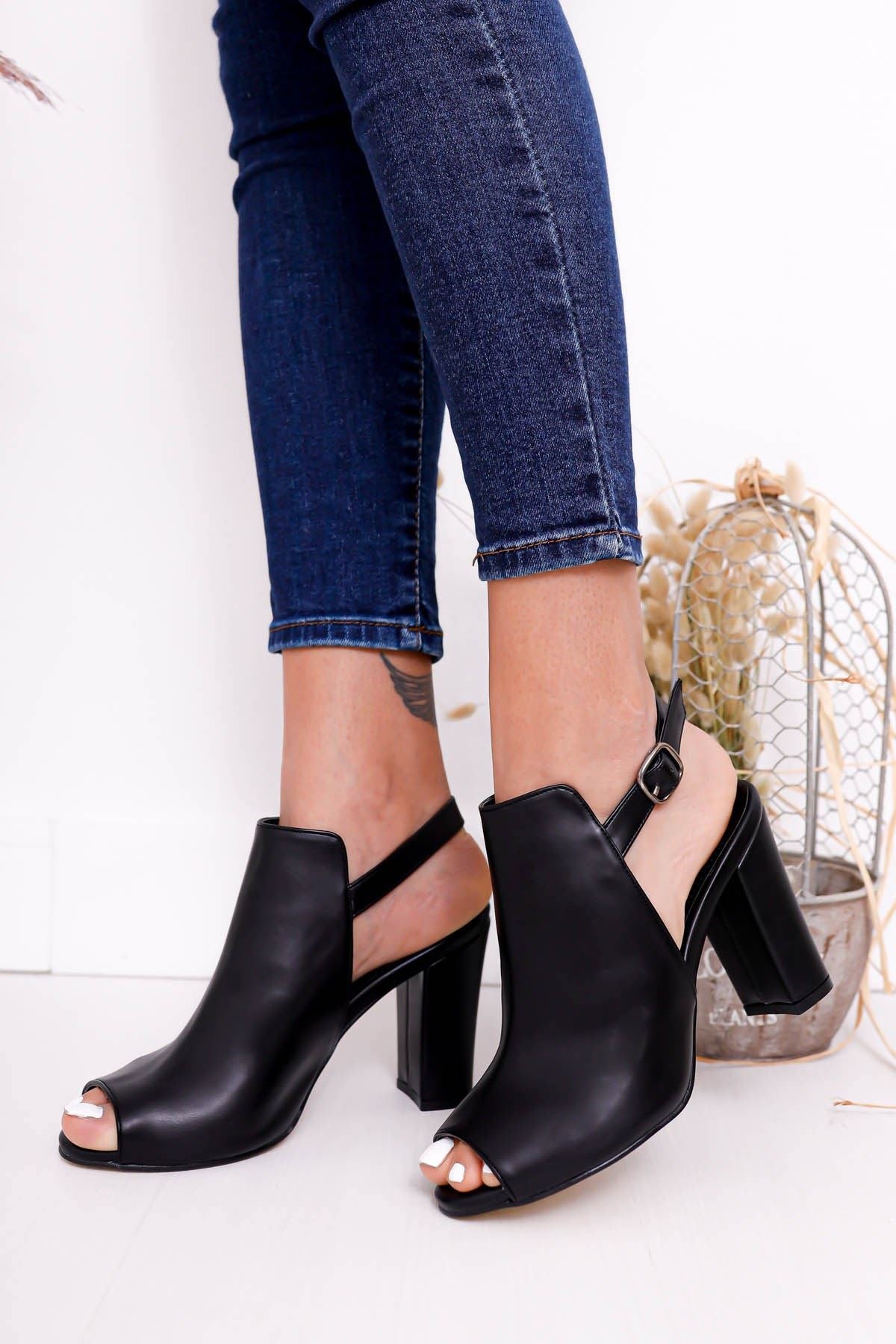 Women's Quinn Heels Black Skin Shoes - STREETMODE™