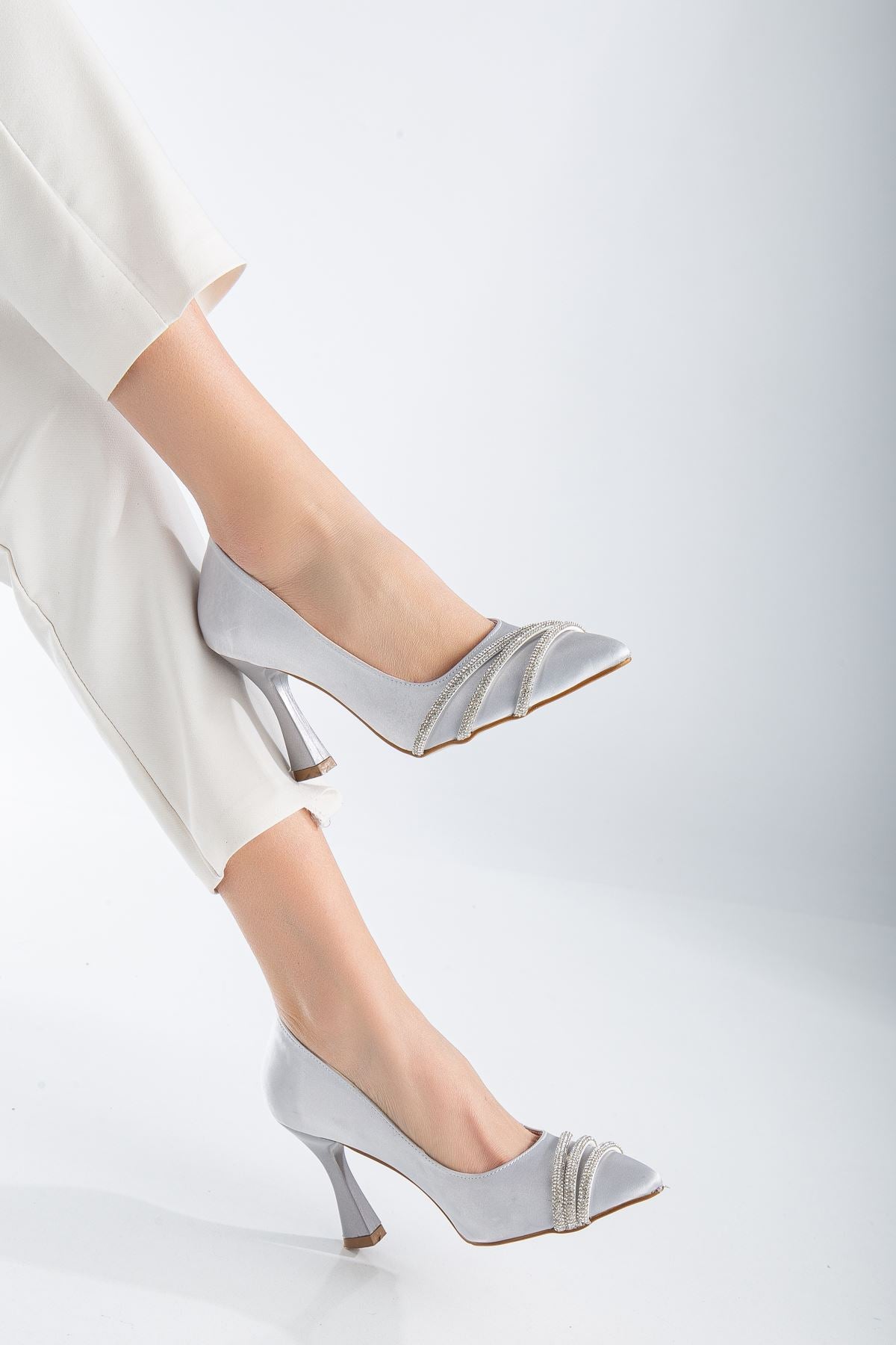 Women's Sayna Silver Satin Patterned Stone Detailed Pointed Toe Heeled Shoes - STREETMODE™